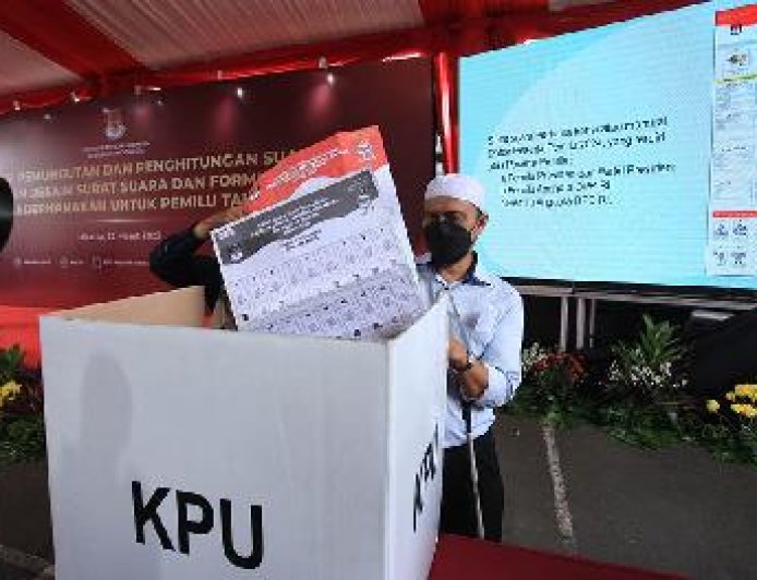 BOROSNYA ANGGARAN : Pemilu Konvensional 102.8 Trilliun Vs Pemilu system digital 40 Trilliun