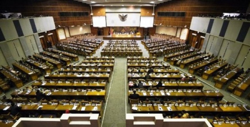 MASYARAKAT WAJIB TAU >> Perlunya Keadilan dan penyeragaman dalam Pembagian Kuota Kursi DPR RI Per Provinsi