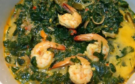 Udang Gulai Daun Singkong