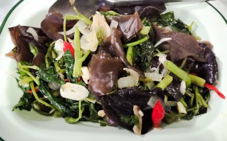 Sayur Kangkung Cah Jamur Kuping