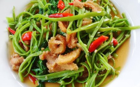 Sayur Kangkung Tumis Ikan Asin