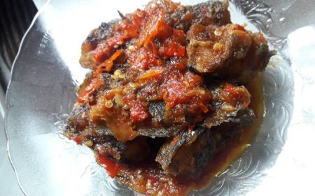 Lele Goreng Bumbu Pedas Manis