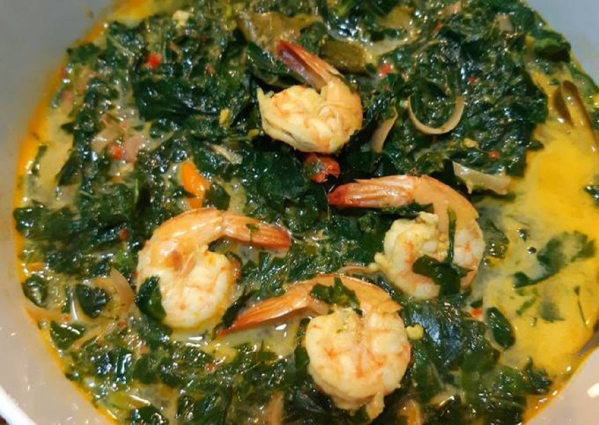 Udang Gulai Daun Singkong