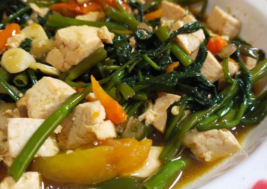 Sayur Kangkung Kuah Tahu