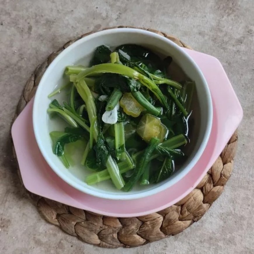 Sayur Kangkung Kuah Belimbing Wuluh