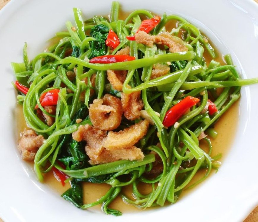 Sayur Kangkung Tumis Ikan Asin