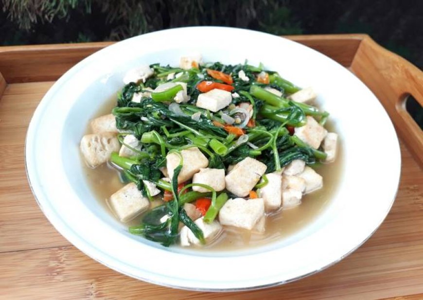Kangkung Cah Tahu