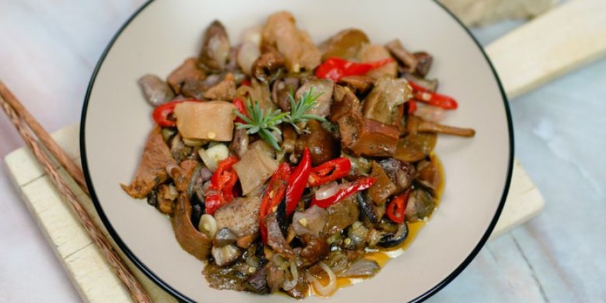 Lele Tumis Jamur Merang