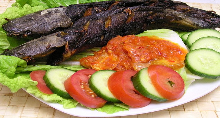 Lele Bakar Daun Pisang