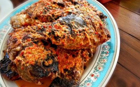 Ikan Kerapu Bumbu Rujak Khas Betawi