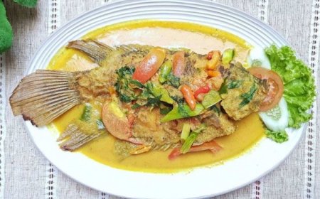 Gurame Bumbu Kare Khas Betawi