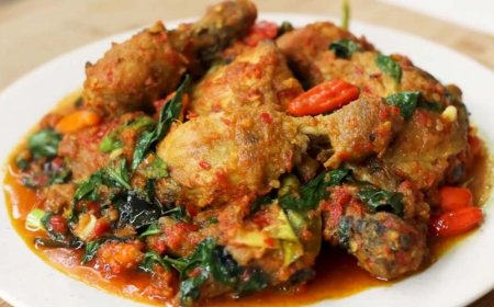 Ayam Woku Khas Manado