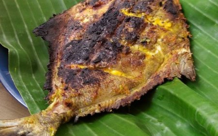 Ikan Bawal Panggang Bumbu Kunyit