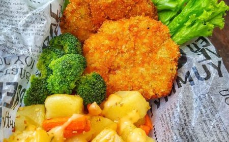 Brokoli nugget dengan saus salsa