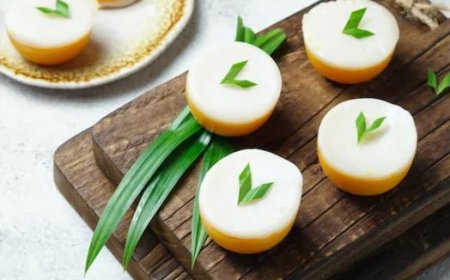 Kue Labu Kunyit dan Kacang Pecan