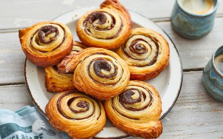 Kue Labu Kunyit dan Cinnamon Swirl