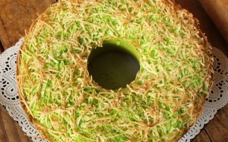 Bolu Pandan Keju Parut