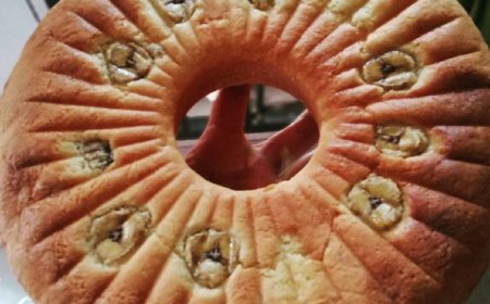 Bolu Pisang Cookies and Cream