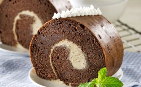 Bolu Gulung Caramel Macchiato