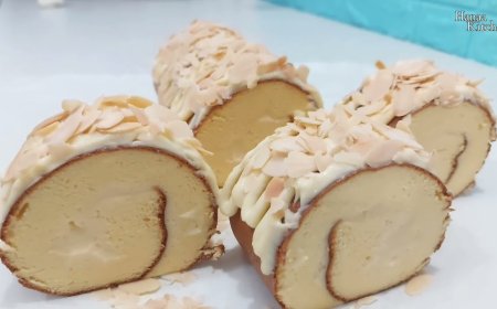 Bolu Gulung Cherry Almond