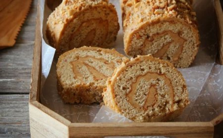 Bolu Gulung Pineapple Coconut