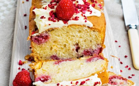 Bolu Keju White Chocolate Raspberry