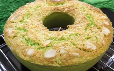 Bolu Almond Green Tea