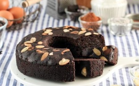 Bolu Almond Black Sesame