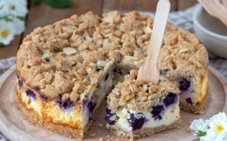 Bolu Almond Blueberry Cheesecake