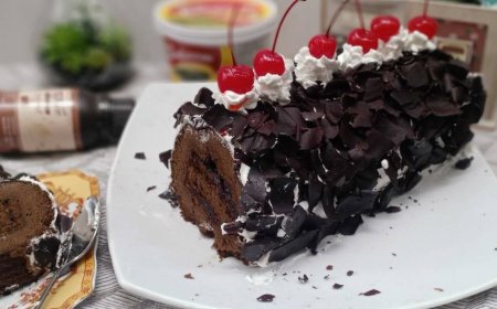 Black Forest Bolu Roll
