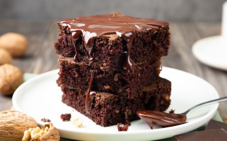 Black Forest Bolu Brownies
