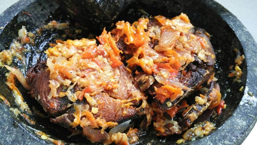 Ikan Cakalang Penyet