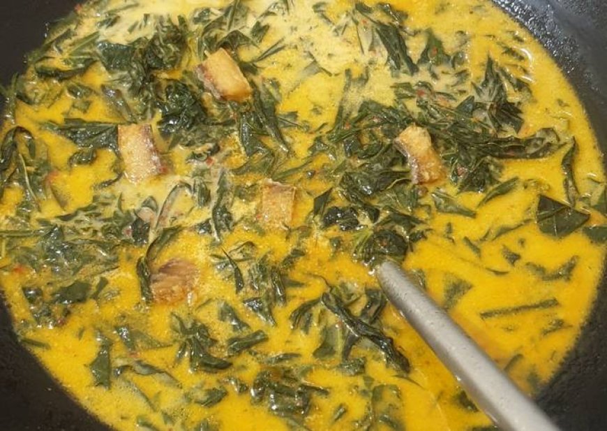 Ikan Gabus Gulai Daun Singkong