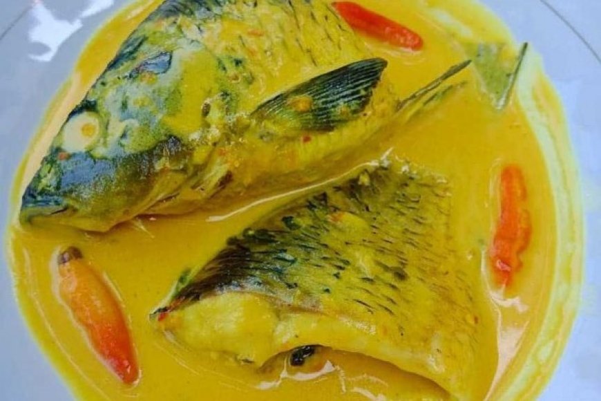 Ikan Mas Kari Padang