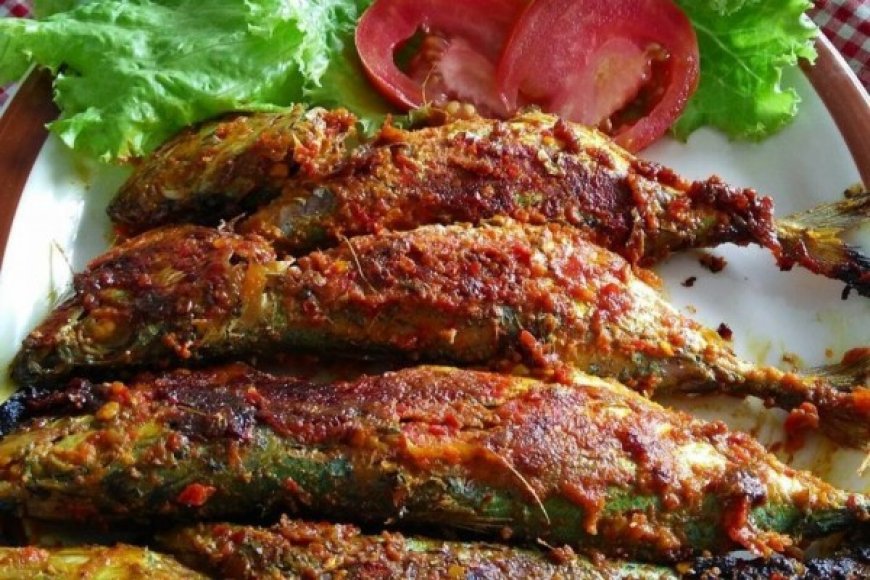 Ikan Selar Goreng Bumbu Padang