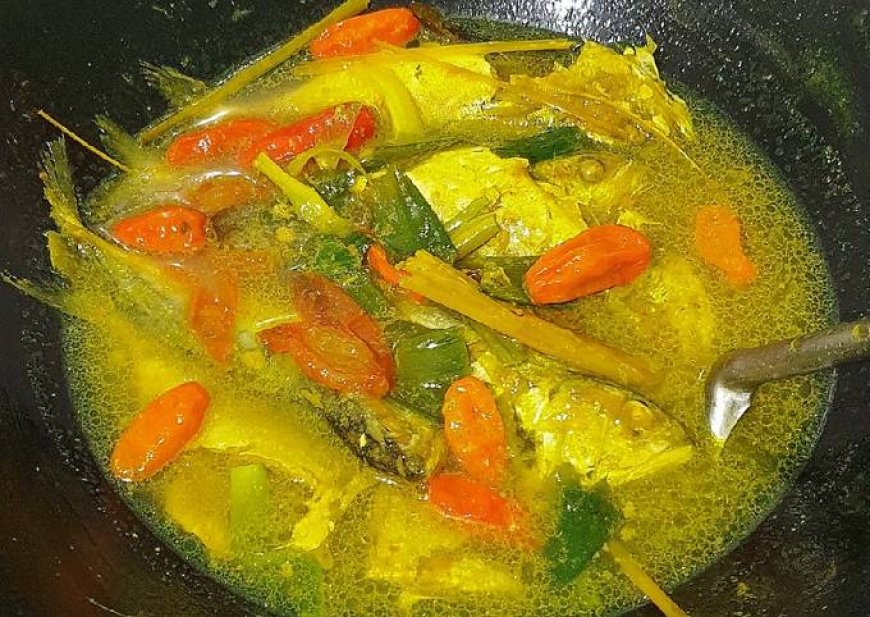 Pindang Ikan Selar Bumbu Kunyit
