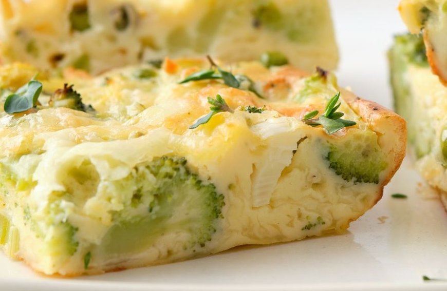 Frittata brokoli dengan keju cheddar