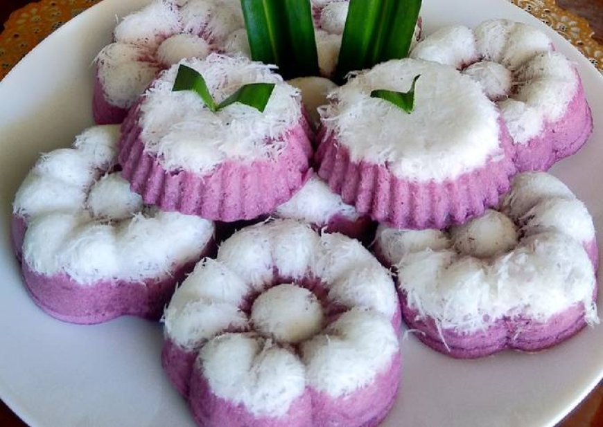Kue putu ubi jalar