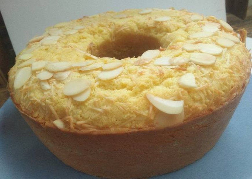 Bolu Keju Apricot Almond