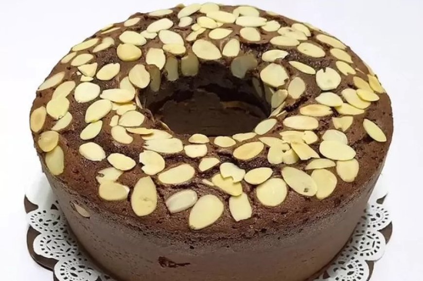 Bolu Almond Cokelat