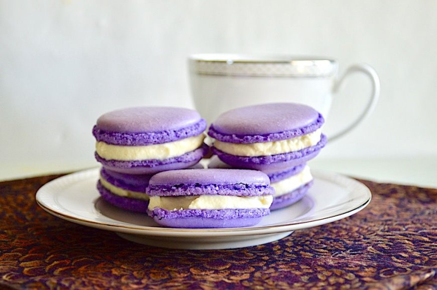 Macaron Lavender