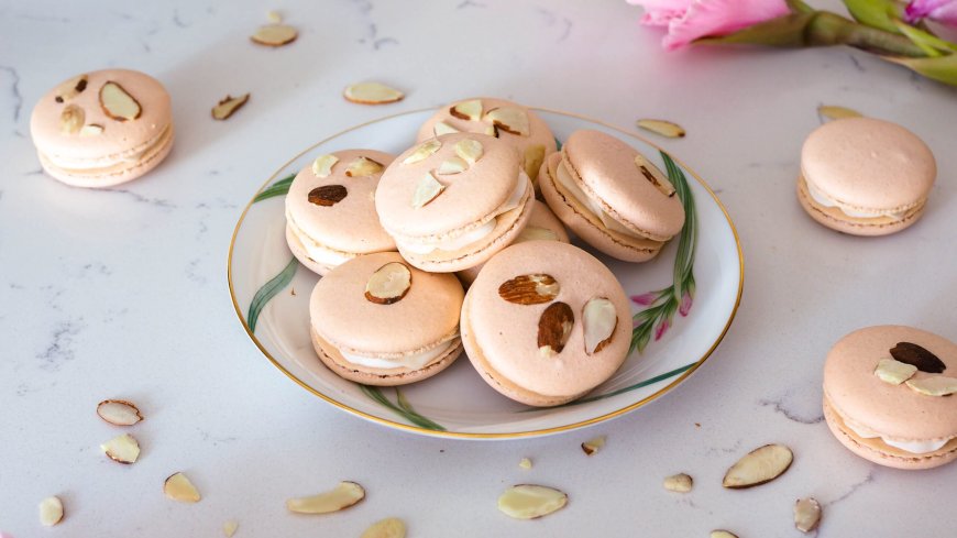 Macaron Almond