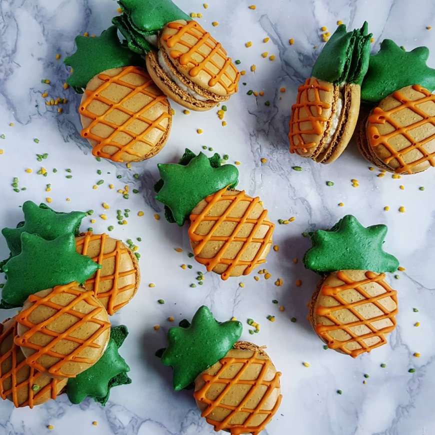 Macaron Pineapple