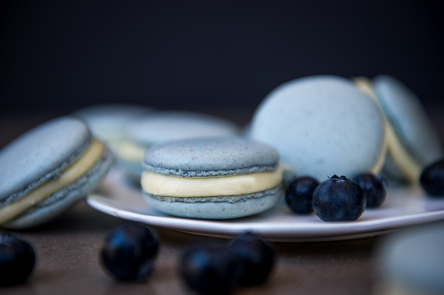 Macaron Blueberry Cheesecake