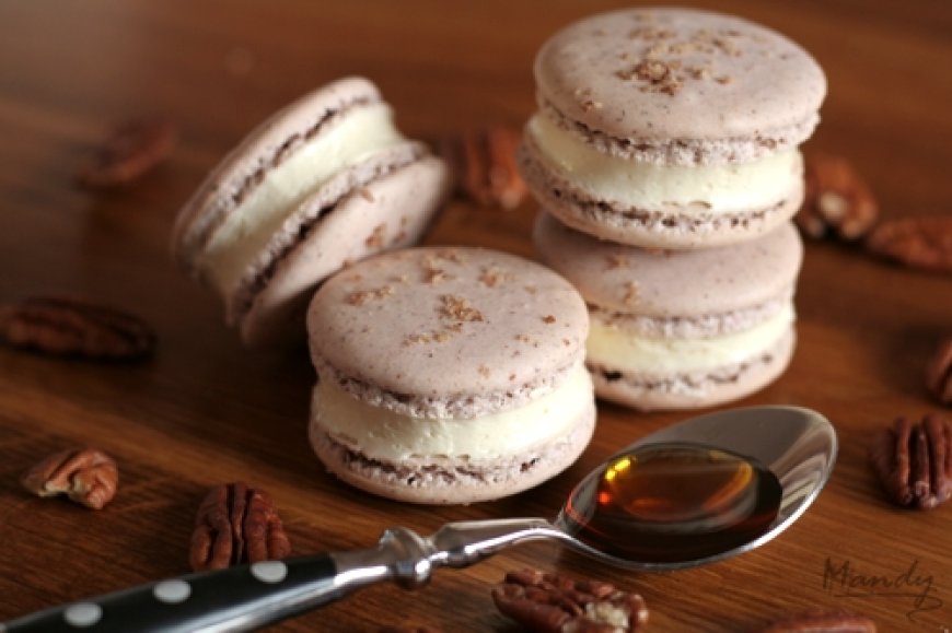 Macaron Maple Pecan