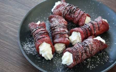 Cannoli Red Velvet