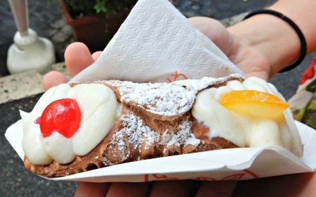 Cannoli Cherry Almond