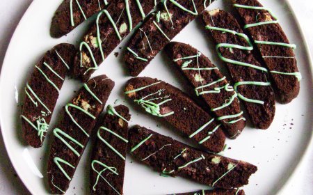 Biscotti cokelat dan mint