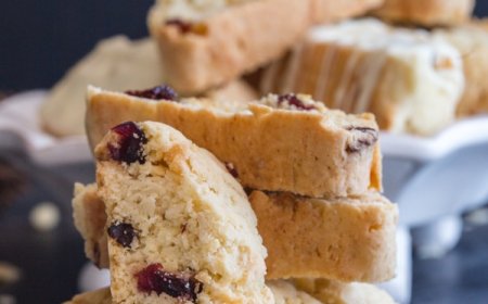 Biscotti almond dan nenas kering