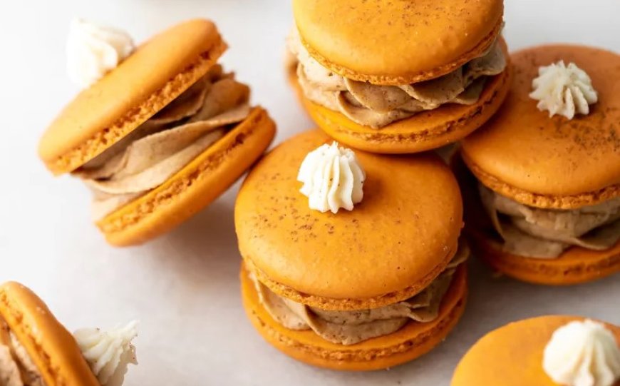 Macaron Pumpkin Spice